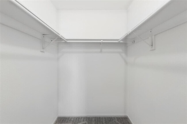 Building Photo - 2618 Ektom Dr