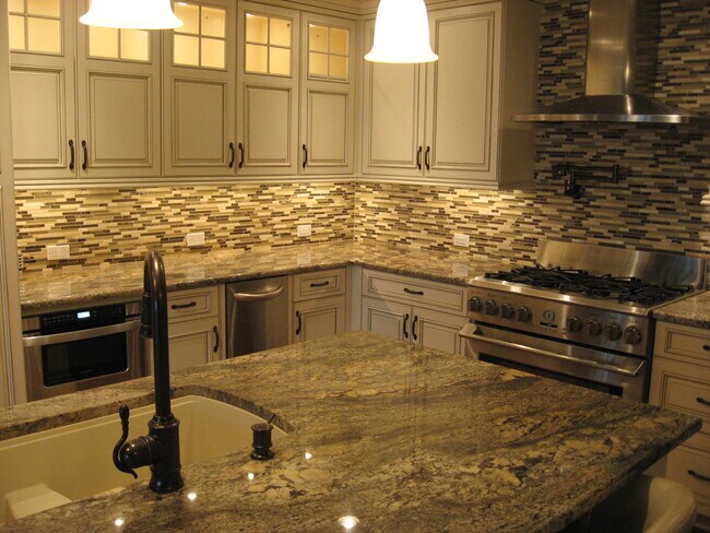 Building Photo - 538 Bimini Dr