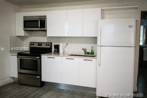 Primary Photo - 1508 Meridian Ave