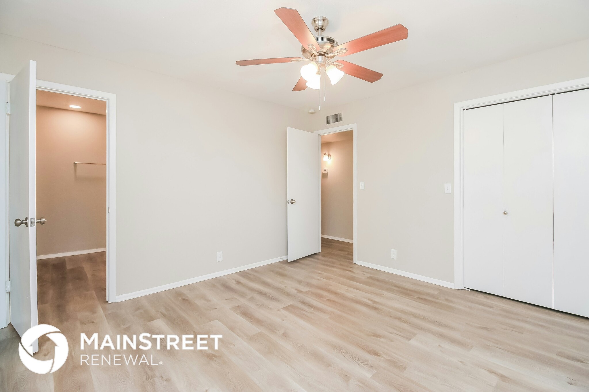 Building Photo - 842 S Revolta Cir