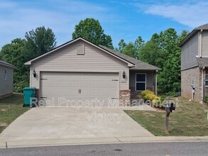 Building Photo - 12516 Waterbury Way