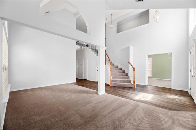 Building Photo - 2324 Dyers Oak Dr