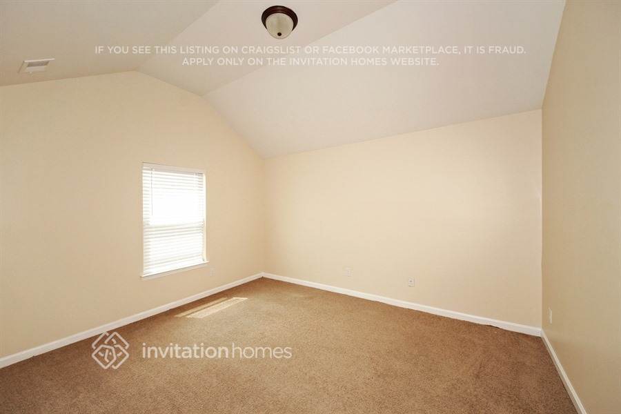 Building Photo - 117 Tyre Dr