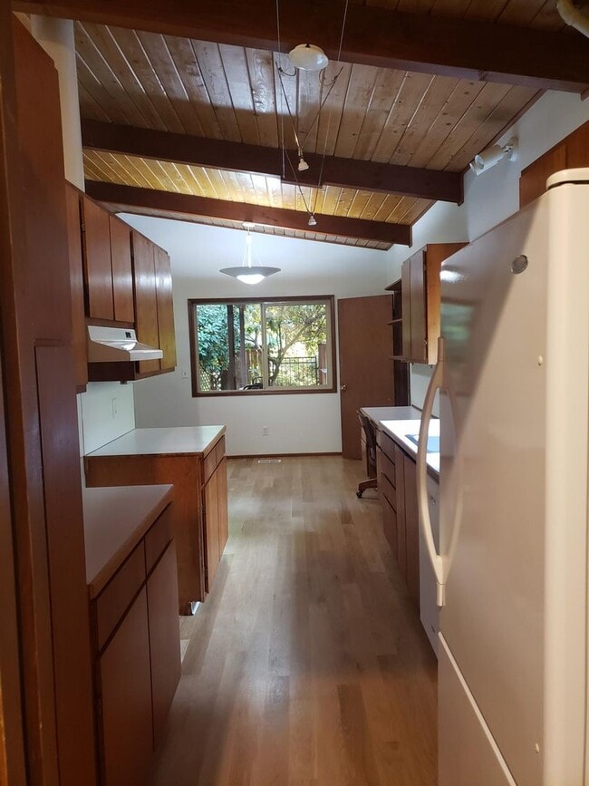 Building Photo - Unique Two Story Home in the Lincoln Area - Available Now!