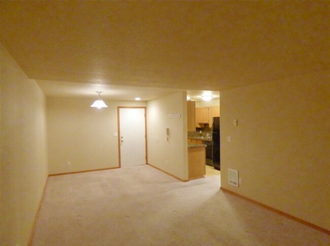 Building Photo - Convenient 1 Bed 1 Bath Seattle Condo!