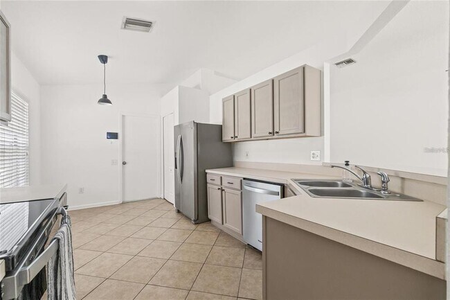 Building Photo - 13102 Early Run Ln