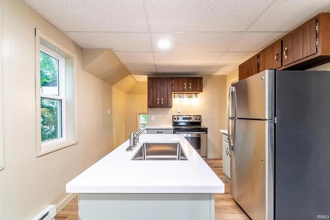 Building Photo - 804 N Harrison St