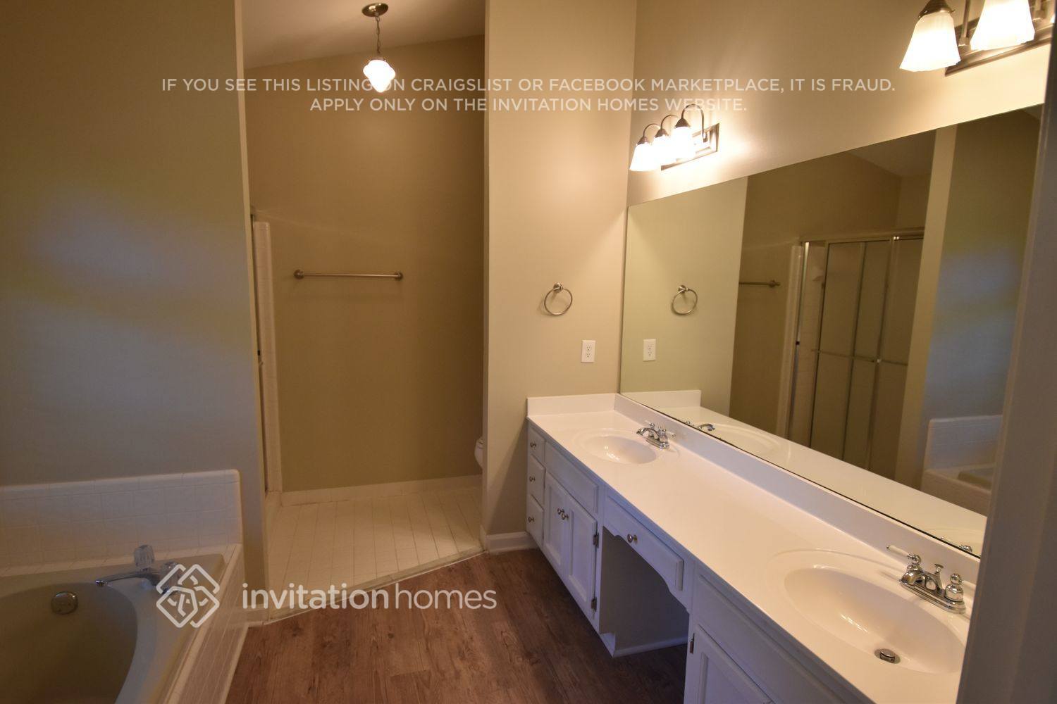 Building Photo - 725 Redlion Run