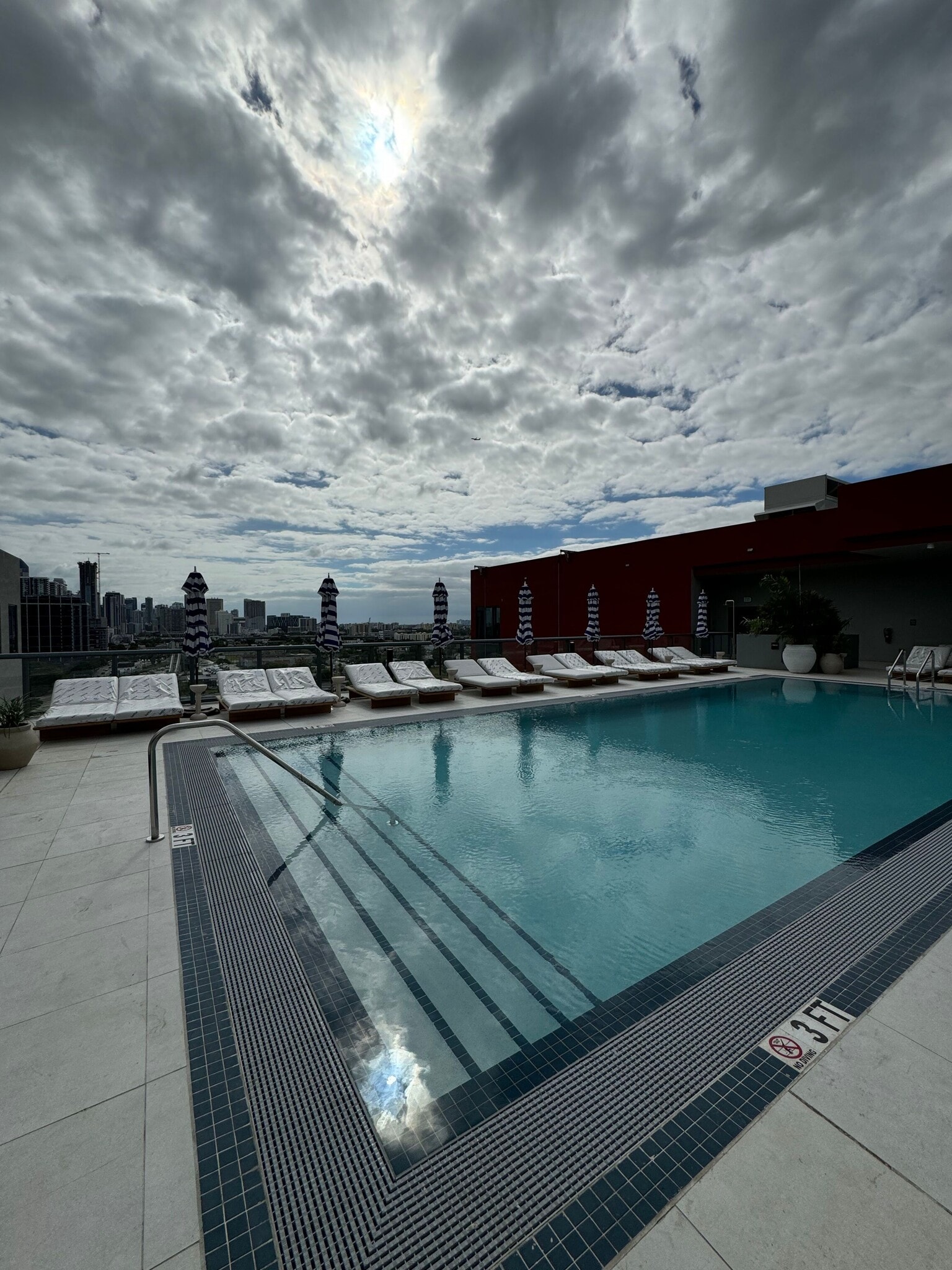 Building Photo - 122 NE 23rd St