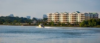 Building Photo - Condominium with upgrades and lake views available for rent!