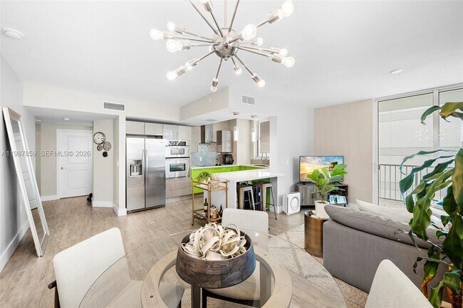 Building Photo - 1250 S Miami Ave