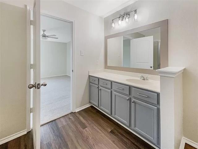 Building Photo - 1809 Meadow Crest Dr