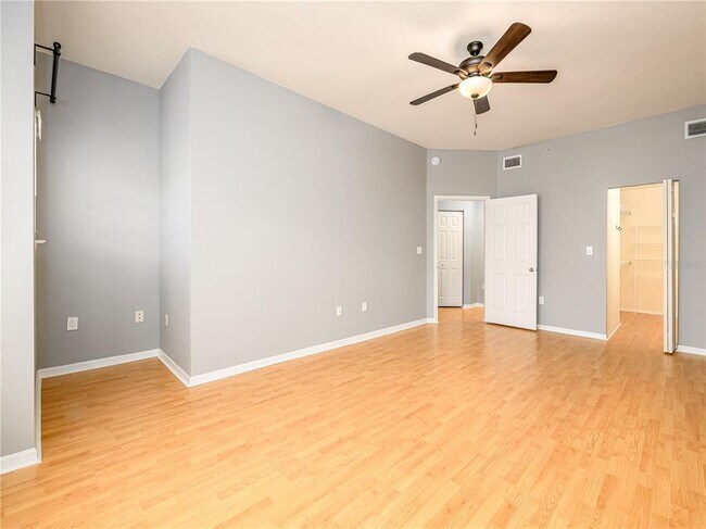 Building Photo - 131 Grand Beach Pl