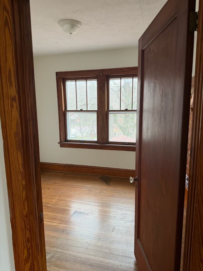 Primary Photo - 4722 Coal Heritage Rd