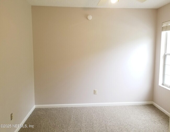 Building Photo - 2159 St Martins Dr E