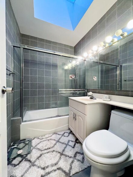 Building Photo - 1778 47th Ave