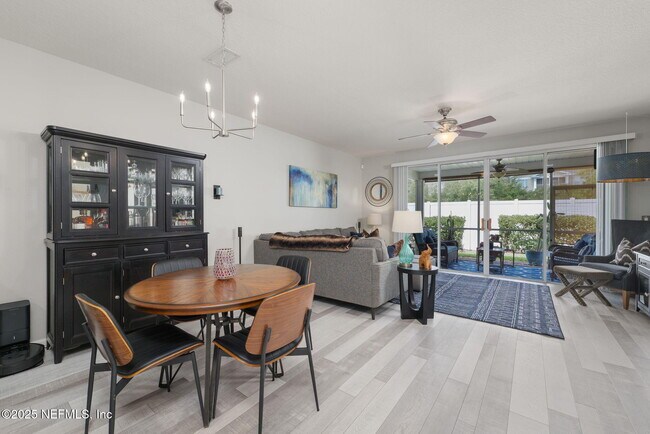 Building Photo - 4104 Crownwood Dr