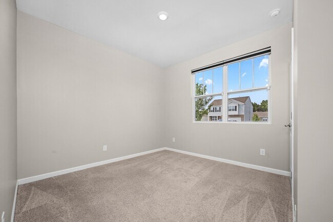 Building Photo - 131 Saddle Horse Ln