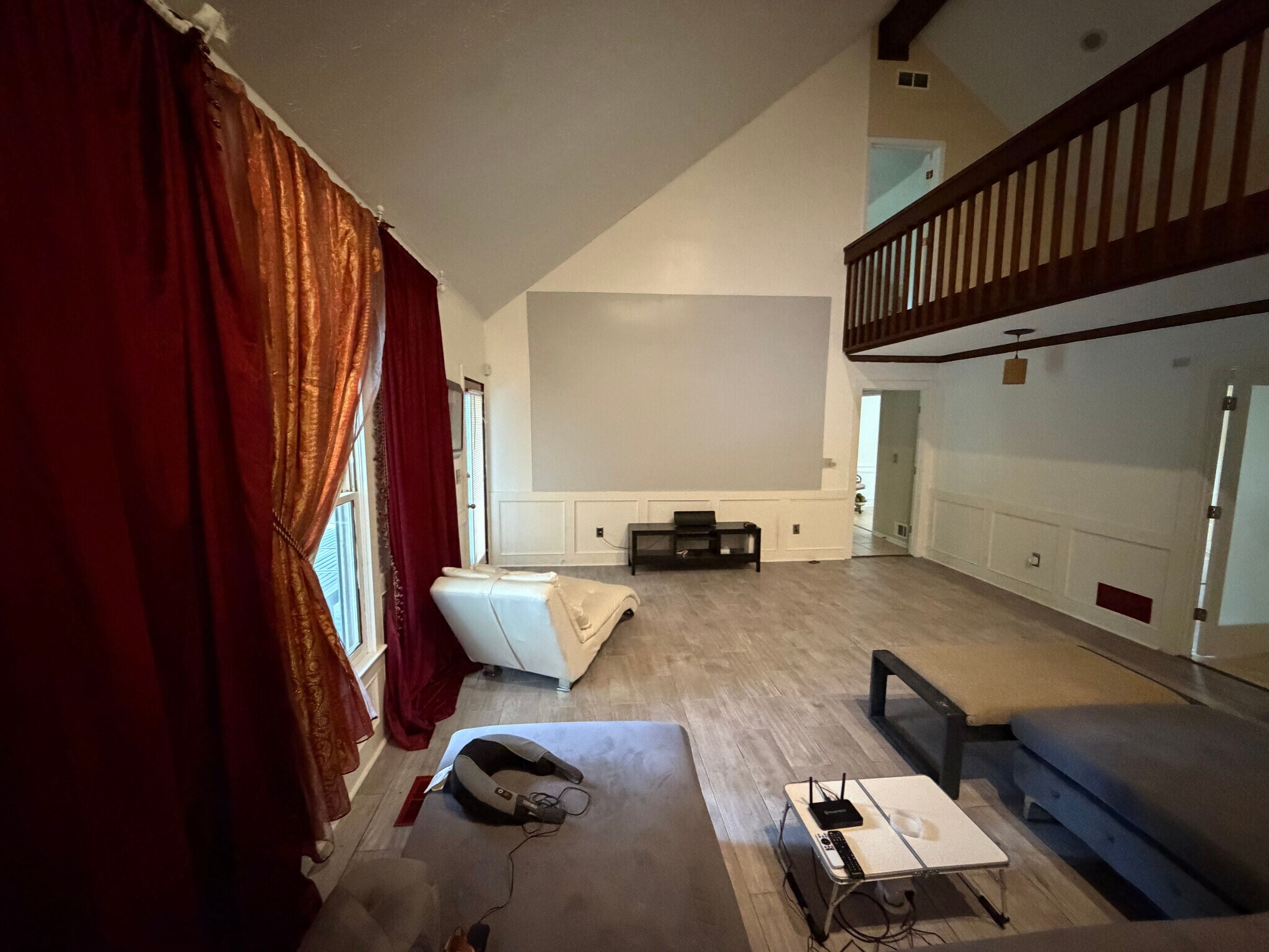 Building Photo - Room in House on Lilburn Stone Mountain Rd