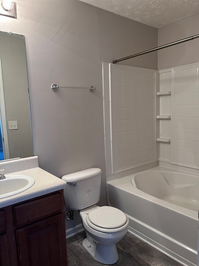 Building Photo - 1809 Thrasher Ct