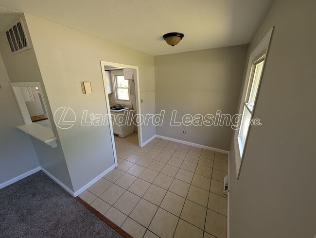 Building Photo - Freshly Updated 3-Bedroom Ranch with 2-Car Garage!