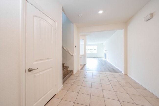 Building Photo - 6807 Rangeley Wy