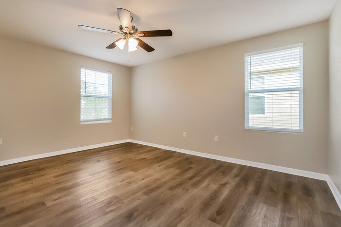 Building Photo - 10105 Hawk Storm Ave