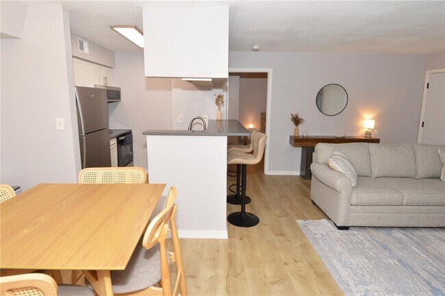 Building Photo - 8653 Fancy Finch Dr