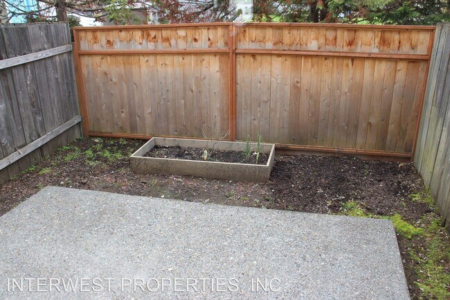 Building Photo - 17441 SE Division St