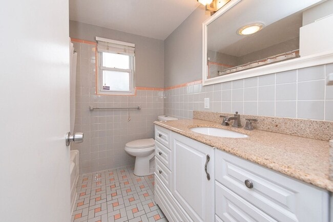 Building Photo - 3031 Irvella Pl