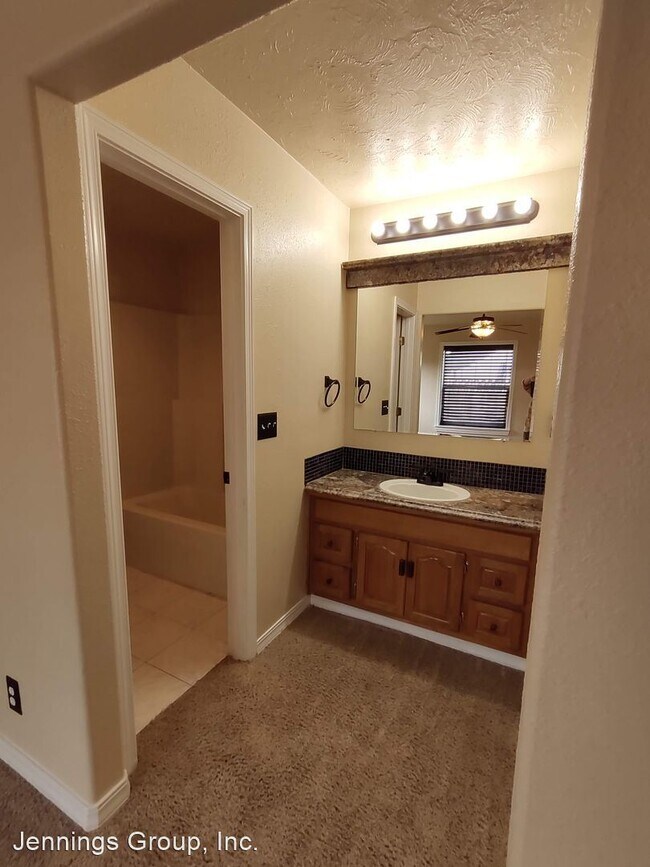 Building Photo - 4 br, 2 bath House - 5960 Geyser Peak Place