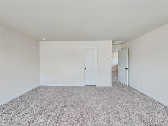 Building Photo - 700 Plant Rd