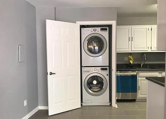 Building Photo - 5300 Columbia Pike