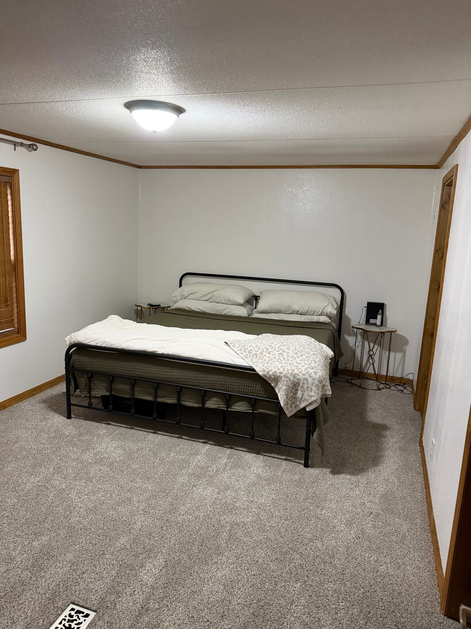 Building Photo - 14 Honey Springs Loop