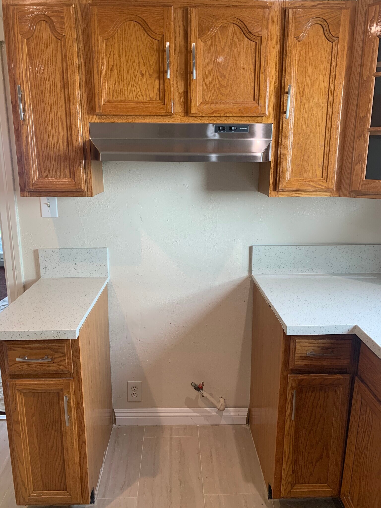 Building Photo - 342 E 84th St