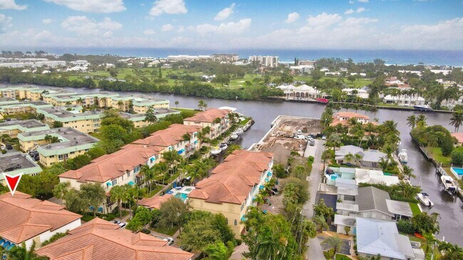 Building Photo - 3211 Estancia Ln