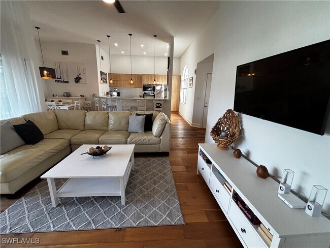 Building Photo - 601 Beachwalk Cir