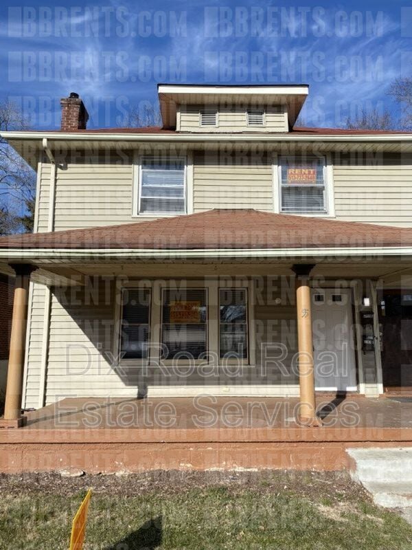 Building Photo - 55 Forest Glen Ave