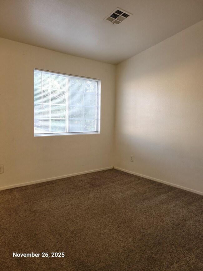 Building Photo - Gorgeous Townhouse for rent!!!