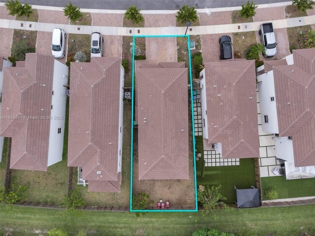 Building Photo - 2409 NW 131st Cir