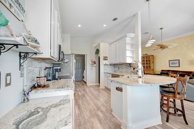 Building Photo - 4932 Worthington Cir