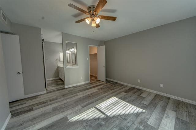 Building Photo - 2829 Windsor Dr