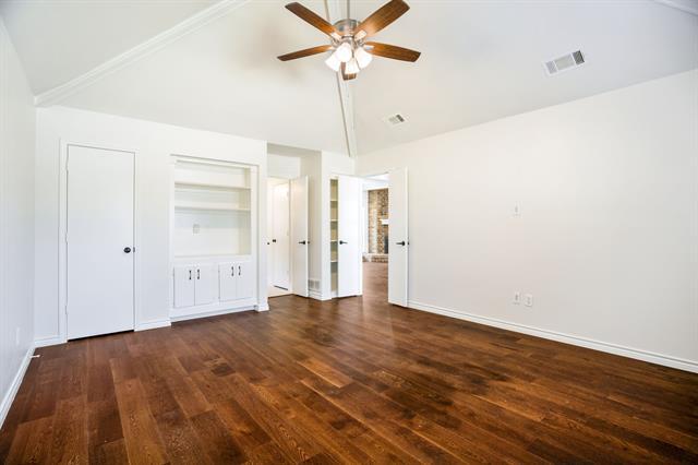 Building Photo - 1824 Huron Trail