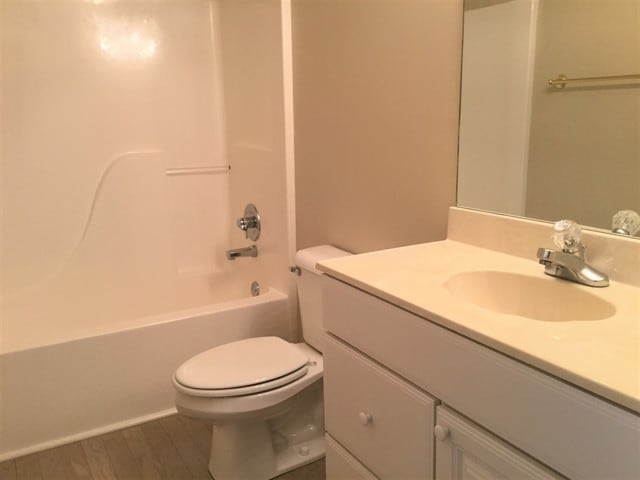 Building Photo - 6486 Cumberland Lake Ct