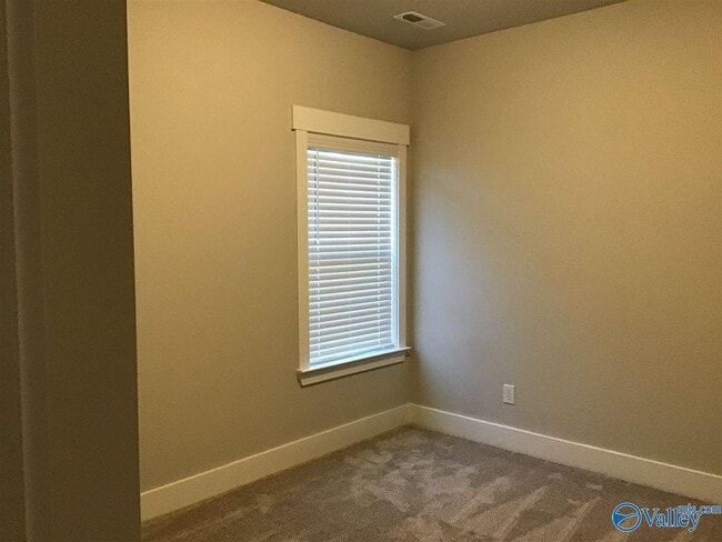 Building Photo - 700 Rivulet Dr SW