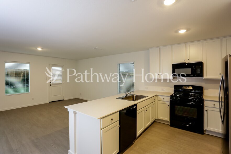 Building Photo - 1533 Lanner Mdws Ln