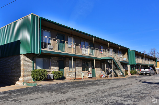 Hayden Place Apartments - 6305 NW 10th St Oklahoma City OK 73127 ...