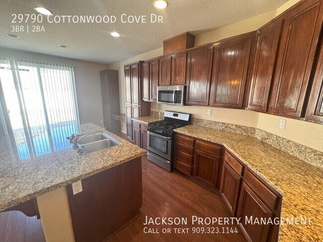 Building Photo - 29790 Cottonwood Cove Dr
