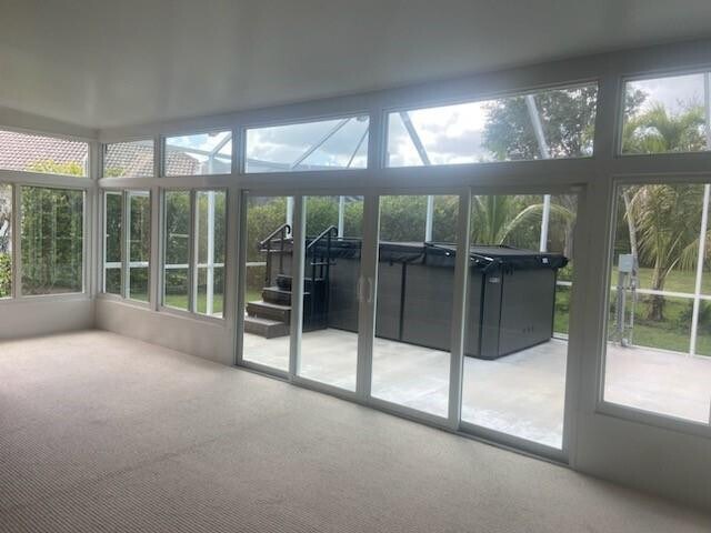 Building Photo - 8121 SW Yachtsmans Dr