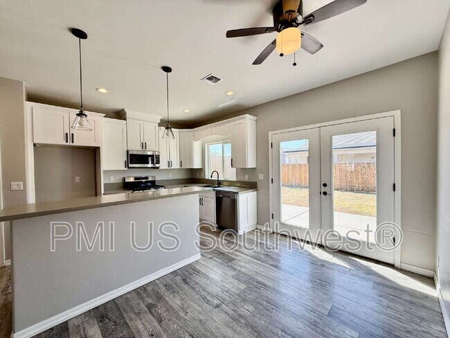 Building Photo - 1530 Jose Ave